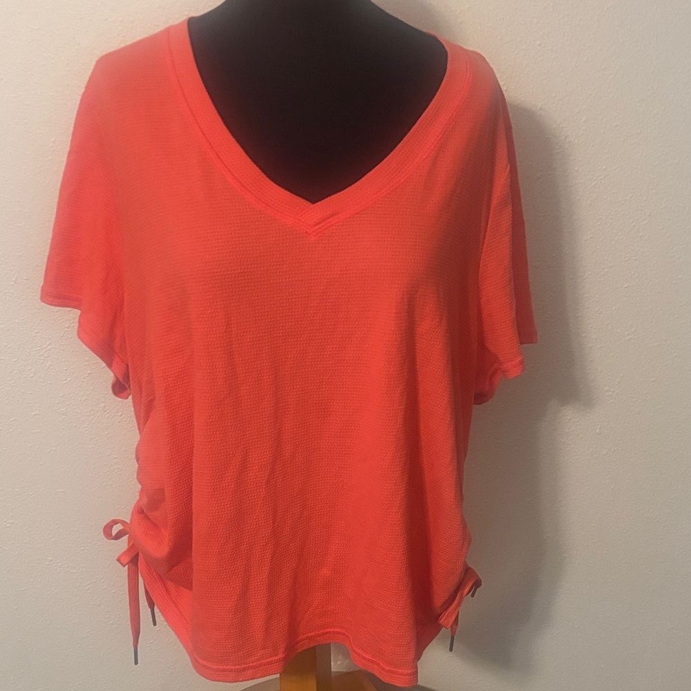 Calvin Klein Performance Pullover T-shirt with Side Cinching size 3X